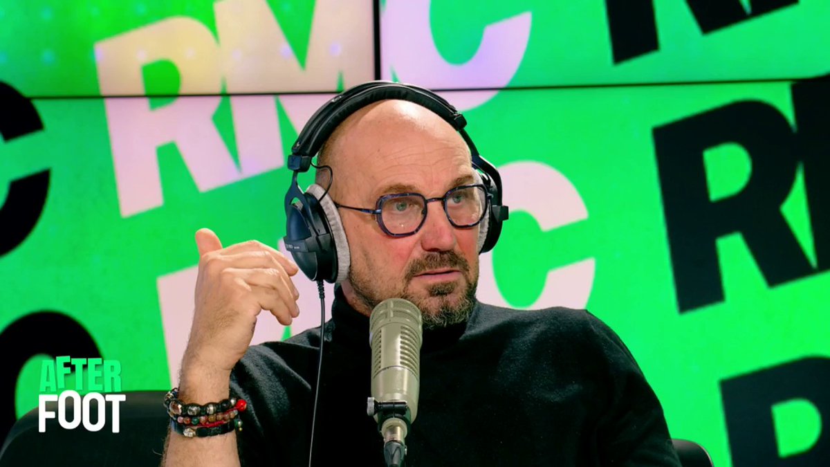 🔵 charbonnier lionel réagit à la possible arrivée de Rosenior sur le banc des Blues : "Pensez-vous que certains joueurs comme Barco, Panichelli, Emegha ou Penders, seraient venus si ce n'était que Strasbourg ? Non, ils sont venus car ils savent qu'ils sont dans l'équipe B de Chelsea"