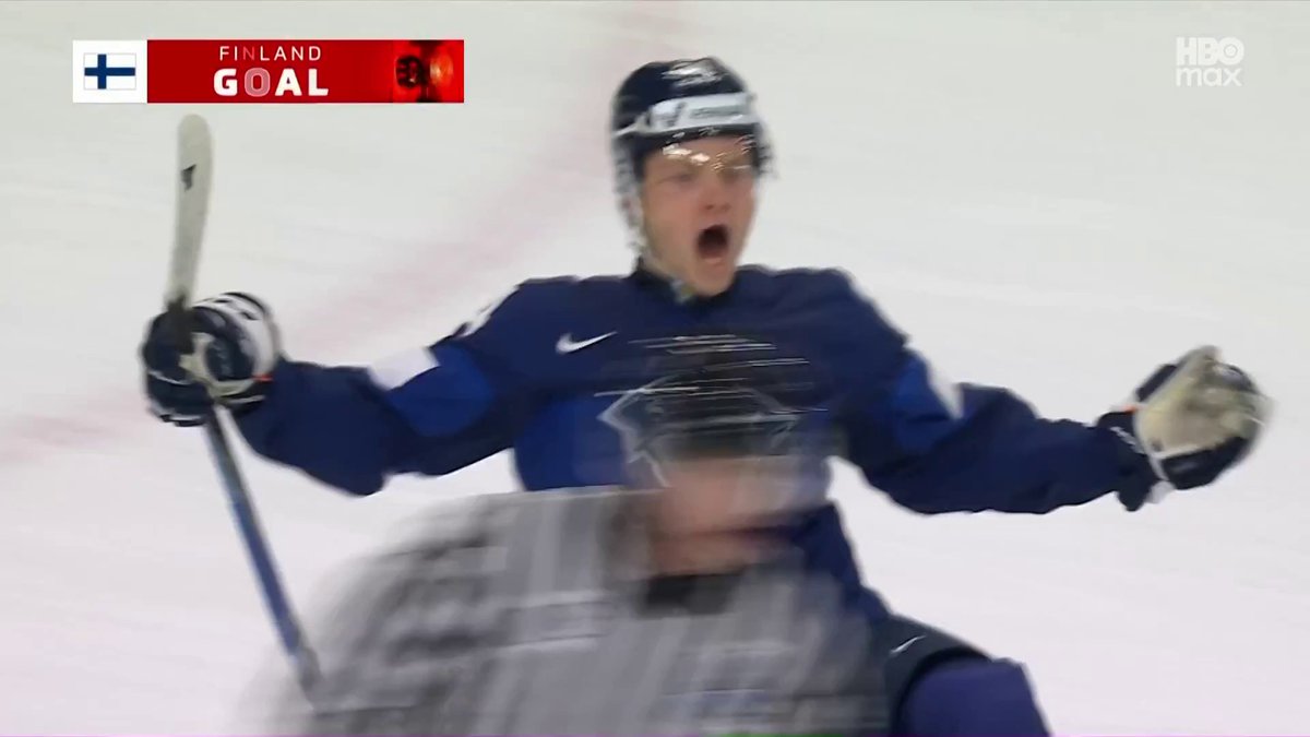 SUOMI MENEE JATKOON!! 🦁🔥 Arttu Välilä hiljentää hallin ja pudottaa hallitsevan maailmanmestarin ulos näistä kisoista! 🏆 #Nuoretleijonat #U20fi