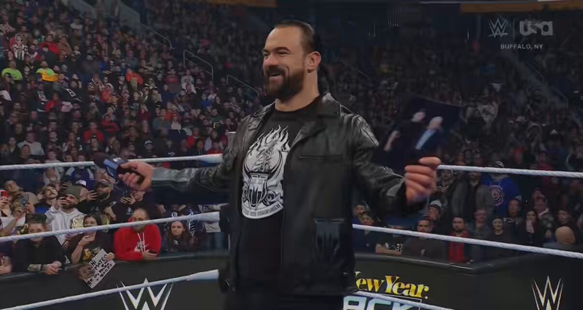 DREW MCINTYRE JUST BURNED THE PHOTO AND THREW IT IN THE TRASH ONE OF THE MOST DISRESPECTFUL MOMENTS IN WWE HISTORY MAN #Smackdown