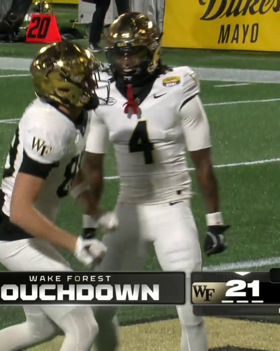 Wake Forest made that look easy 😮‍💨 Watch the Duke's Mayo Bowl on ESPN and the ESPN App 🥪
