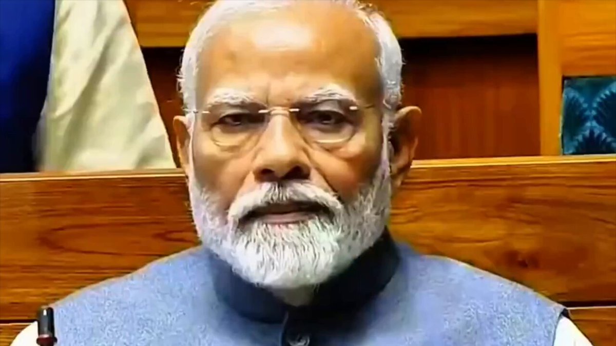 🚨 BJP को पहले ही आईना दिखा चुके हैं केजरीवाल! 27 जून को PM ने ₹70,000 करोड़ के घोटाले का आरोप लगाया… और सिर्फ़ 5 दिन बाद उसी को उपमुख्यमंत्री बना दिया! 🤡 लाल क़िले से फिर भाषण – “हम ईमानदार हैं।” ज़रा भी शर्म बची है? 😡 ~ Arvind Kejriwal