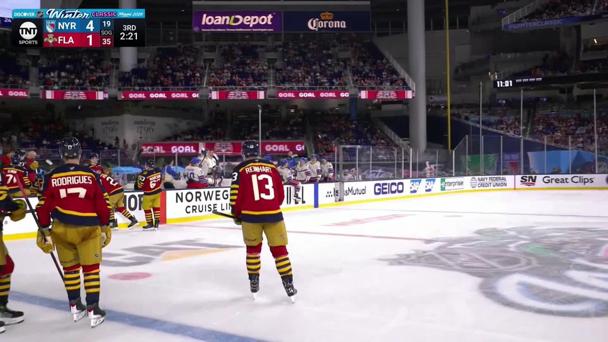 We have NO GOAL due to a Reinhart kick ❌