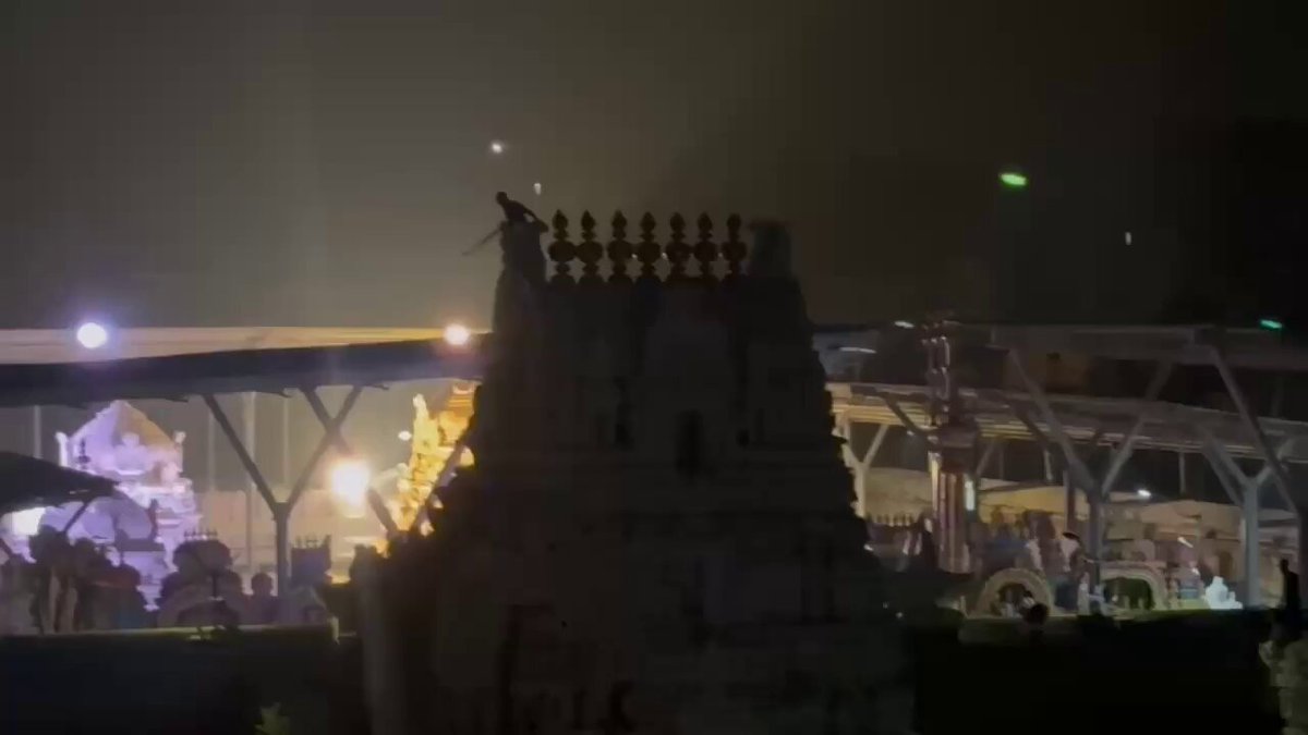 Why do these “security lapses” only happen to Hindu temples? This occurred at the TTD temple in Tirupati. An “unidentified person” climbed onto the Tirupati Govindaswami temple gopuram and attempted to steal the sacred pots Kalasams. He was intoxicated. Officials took three hours to bring him down. It is unclear why his identity isn’t revealed. #FreeHinduTemples so that we can provide security to our temples with our money. Absolutely ridiculous. Just two days ago, a shivalingam was broken by a miscreant in Draksharamam temple premises.
