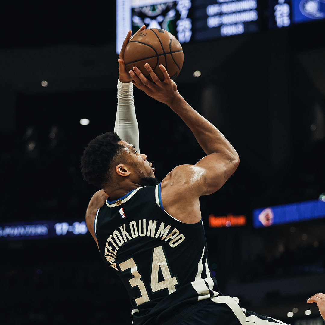 New year, same Giannis. 😤 30 PTS | 10 REB | 5 AST | 61% FG
