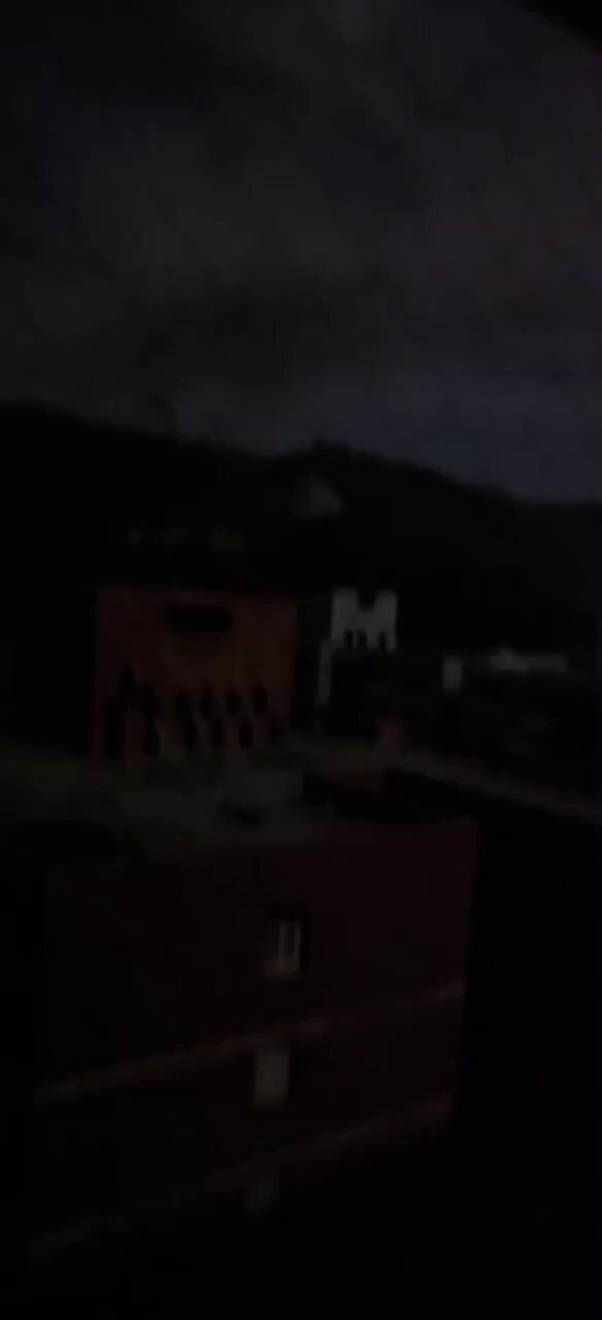 ⚡️🇺🇸🇻🇪BREAKING: Footage shows #US helicopters actively striking Fuerte Tiuna military complex in #Caracas. Fort Tiuna is the central command and control hub for #Venezuela’s military.