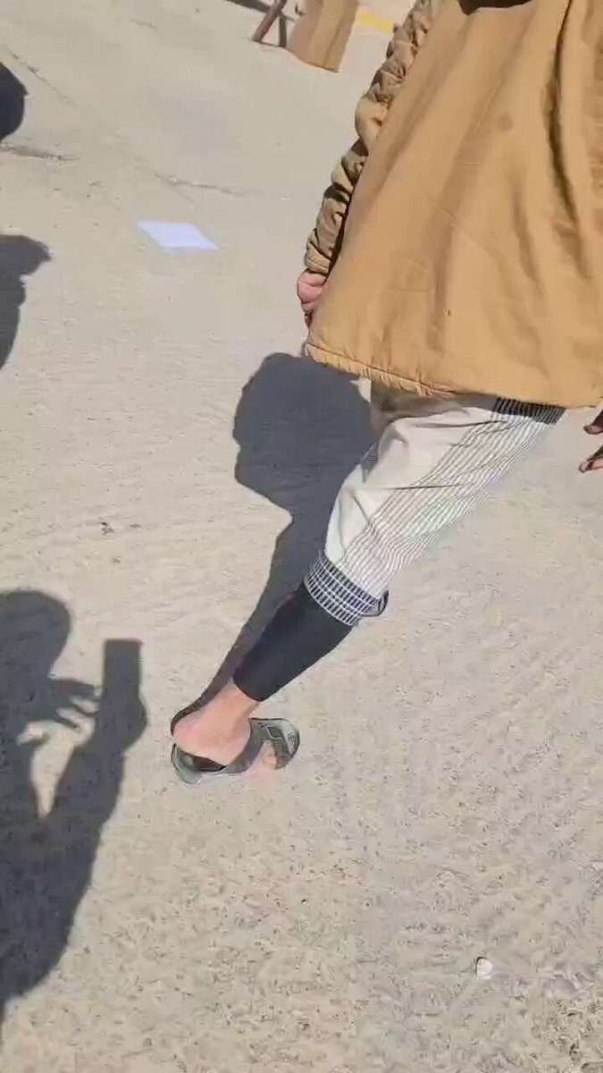 غلطانين حلف قبائل حضرموت، ليش؟ لأن حضرموت حق سيف سكران الضالعي ومختار النوبي! كم في الدنيا من عجائب وغرائب !! #عادل_الحسني