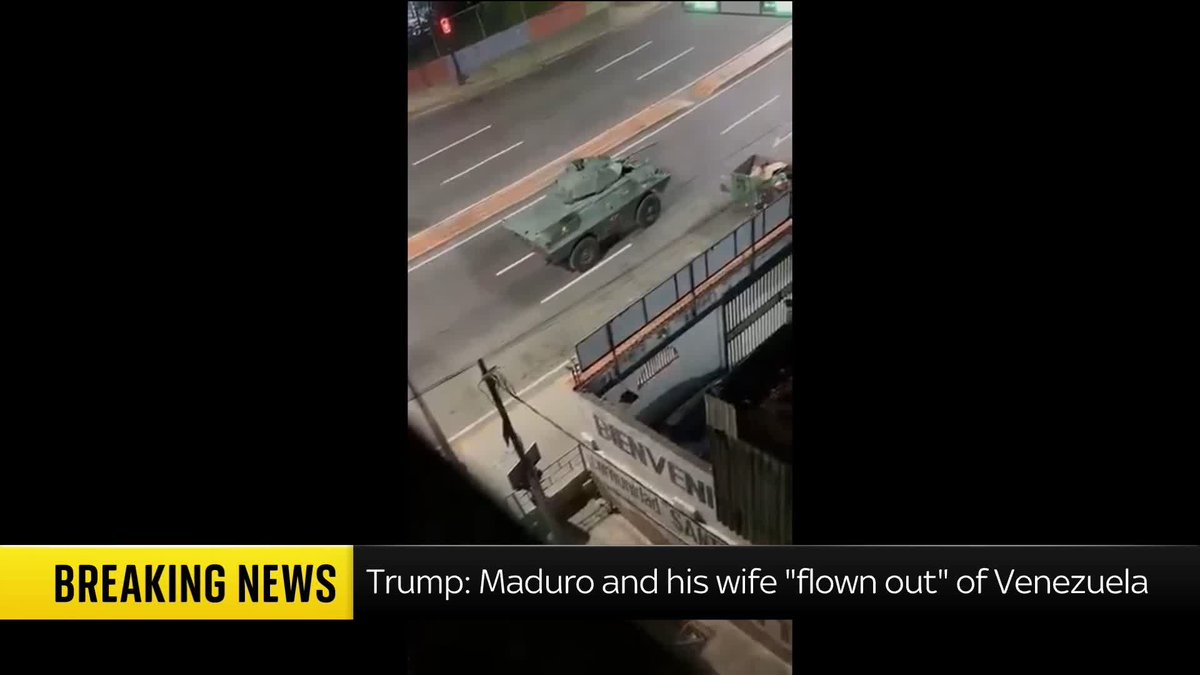 BREAKING: Tanks are seen near the presidential palace in Venezuela. Latest updates: