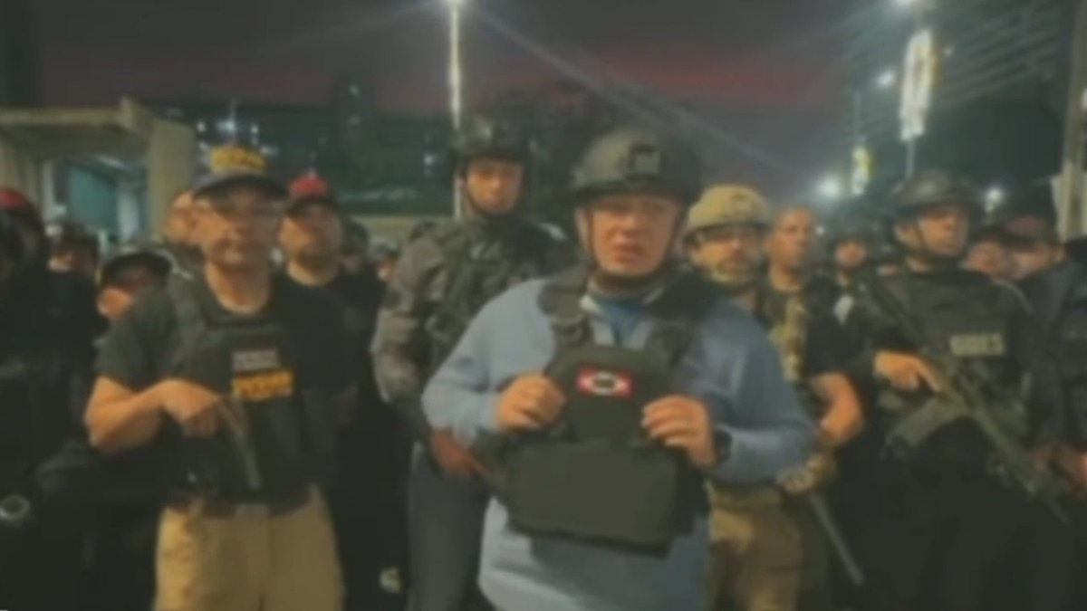 🇻🇪🔈Diosdado Cabello habla tras ataques de EE.UU. contra Venezuela El ministro de Interior, Justicia y Paz de Venezuela, Diosdado Cabello, condenó este sábado los ataques aéreos de EE.UU. contra su país