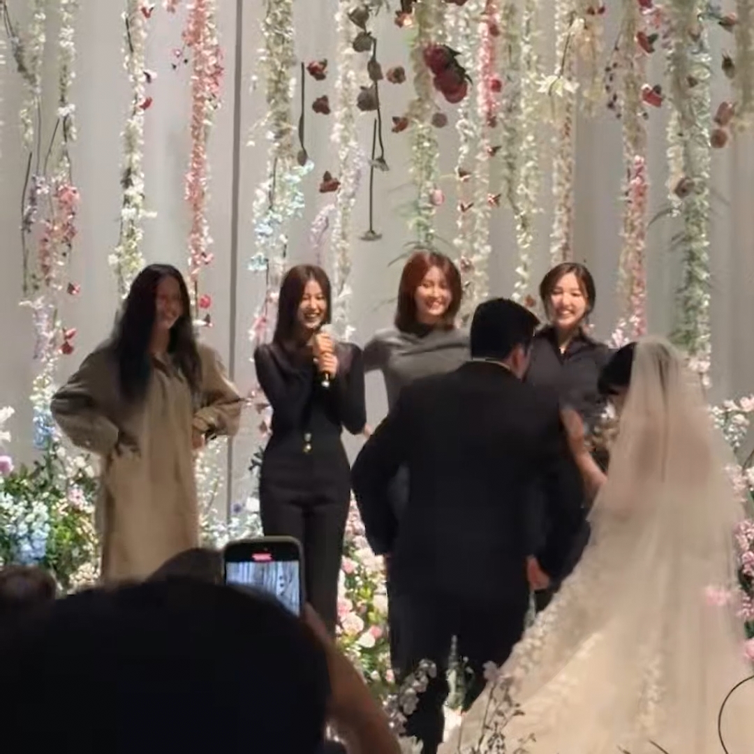 結婚式でTWICEちゃん達にイズラブ歌って貰える世界線・・・・・・おめでた過ぎる🥹🥹