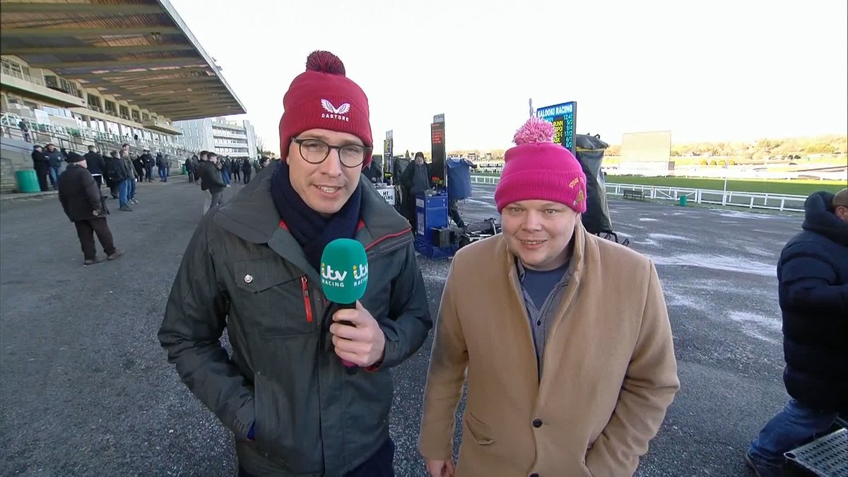 🗣️ "You could sit at home and eat twiglets, OR you could come here and have a nice day out in the fresh air!" 😄 Stephen Darbyshire, Professional punter, speaks with Oli Bell #ITVRacing