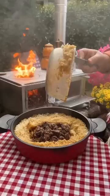 Bugün size Tas kebabı yapıyoruz Valla teyzem ellerime sağlık