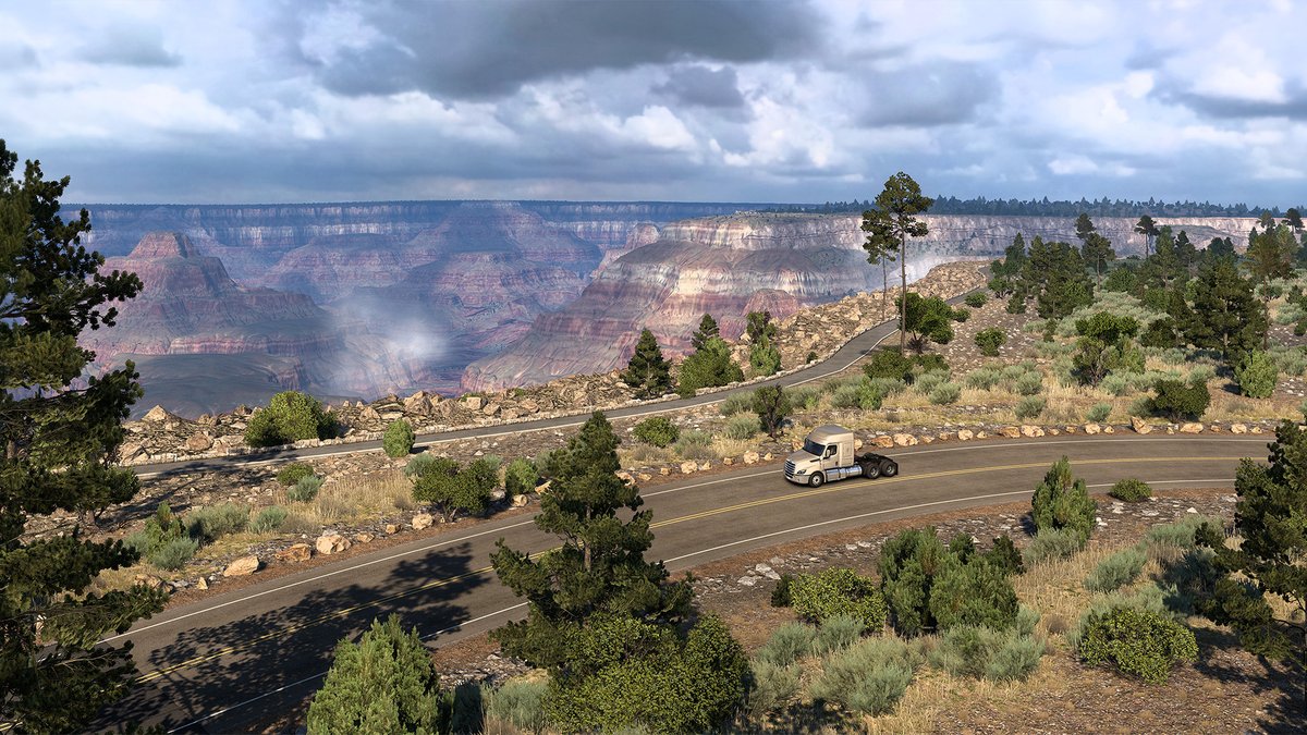 Two of the most iconic landmarks in the USA 🇺🇸 Today, we’re excited to share a closer look at the Grand Canyon and Hoover Dam, both rebuilt from the ground up as part of our Route 66 Rework Project. 🚛 See more in our latest blog: