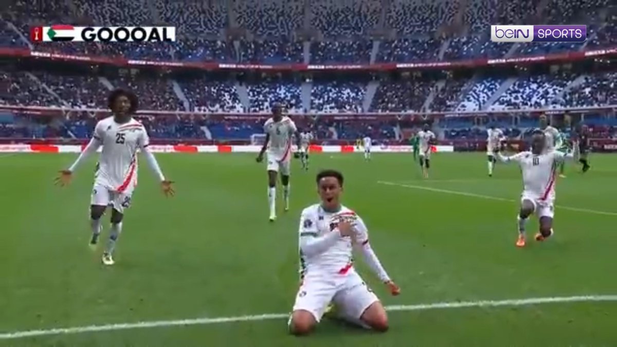 💥 Aussie-based Aamir Abdallah doesn't get many headlines playing for Avondale FC in Victoria, but he had the whole of 🇸🇩 Sudan roaring with this cracker against the giants of 🇸🇳 Senegal at #AFCON25!! 🎥 HIGHLIGHTS of their R16 clash here 👉