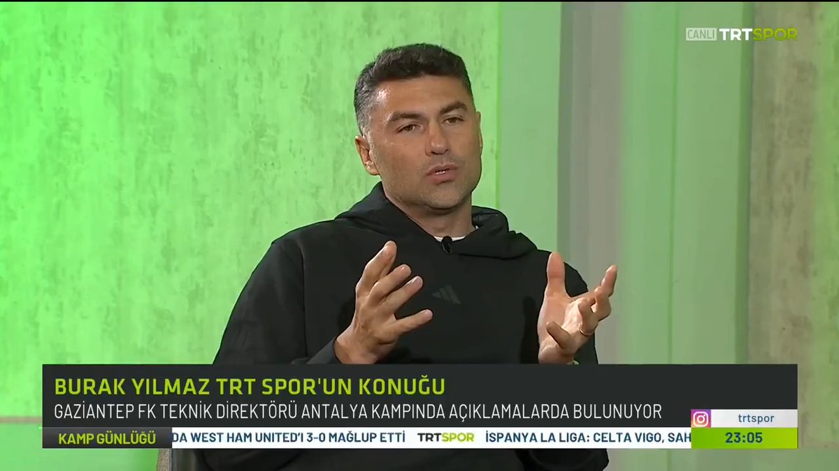 🗣 Burak Yılmaz: İki kişinin ettiği küfür yüzünden görevi bırakmadım bunun altında yatan çok başka nedenler vardı.