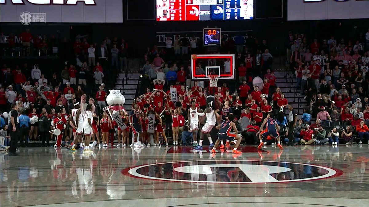 UNBELIEVABLE‼️ Auburn missed the free throw on purpose with less than a second left then scored at the buzzer to send it to overtime! 😱