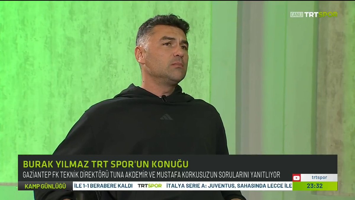🗣🎙️ Burak Yılmaz: "Bize çok kolay sözler veriliyor. Verilen sözler çok kolay tutulmuyor. Benim jenerasyonum da ağızdan çıkan laflara önem veren bir jenerasyon."
