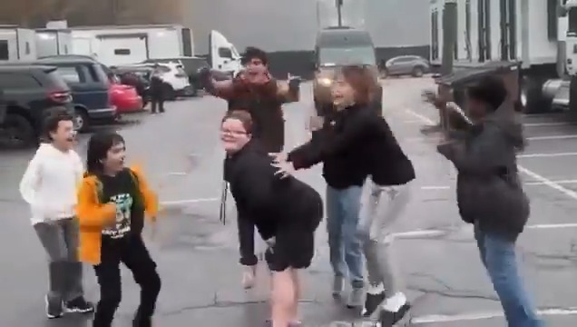 Noah Schnapp dancing with kids on Stranger Things set