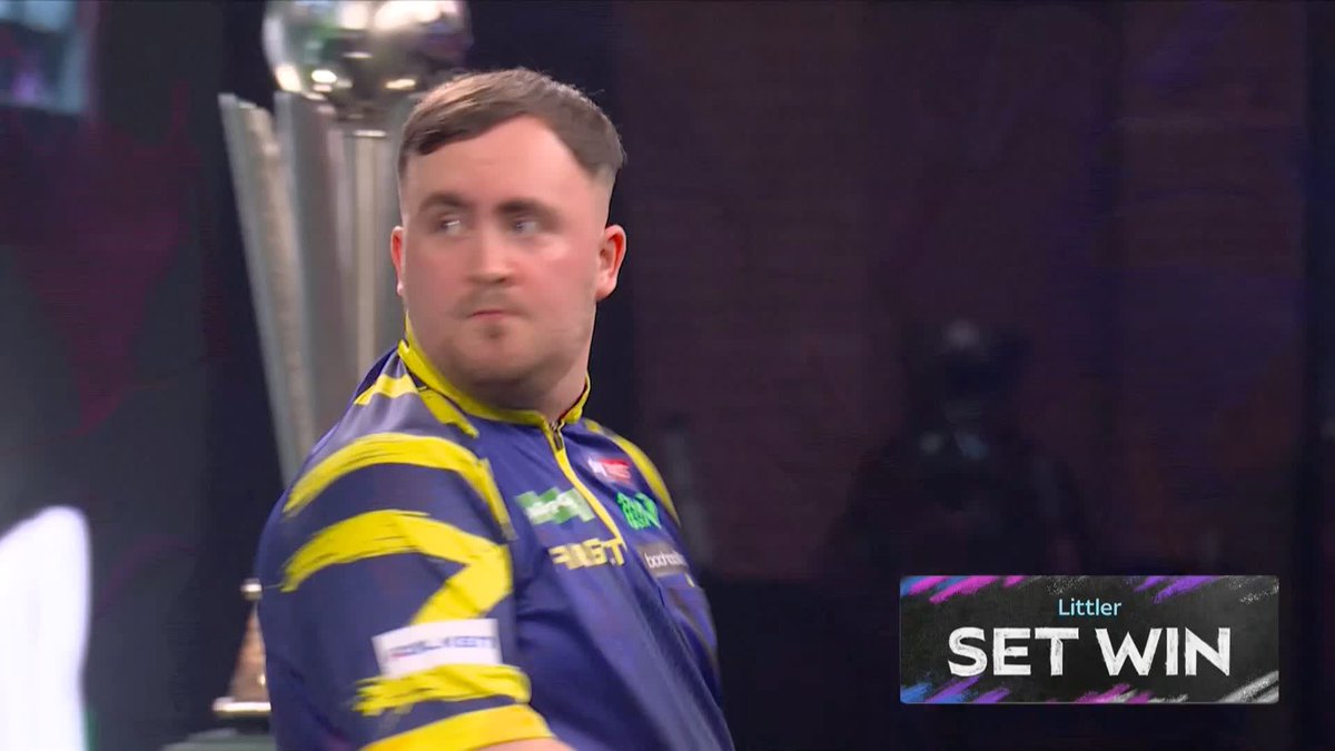 LITTLER 5-1 UP NOW! Those back-to-back titles looking ever closer now... It's another 104+ average in the set for Littler, who is two sets away from the title! 📺 #WCDarts | Final