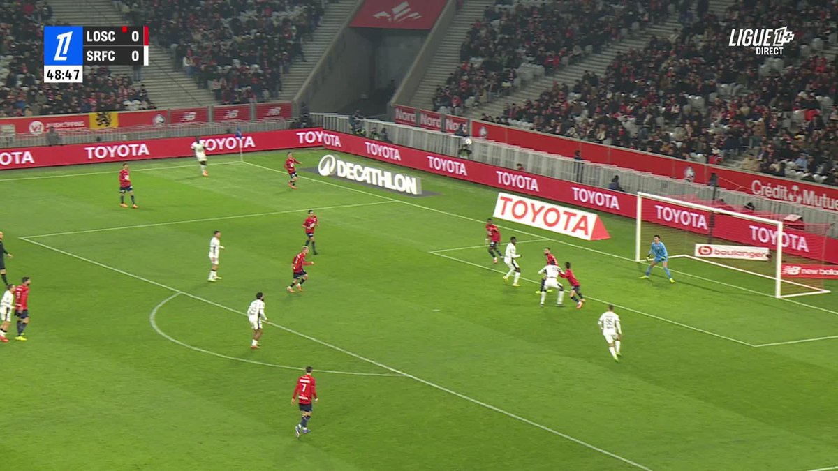 La tรชte piquรฉe de Frankowski ๐ Son 1er but sous le maillot du Stade Rennais F.C. ๐ดโซ๏ธ #LOSCSRFC