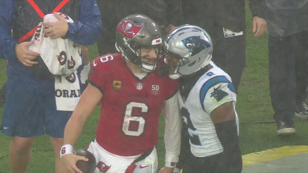 Baker Mayfield and Mike Jackson jawing after a collision 🍿 Panthers-Bucs on ABC, ESPN and the ESPN App