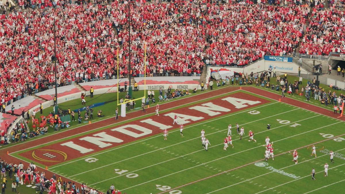Hoosiers flipped the script. #CFBPlayoff x #RoseBowl x #NeverDaunted
