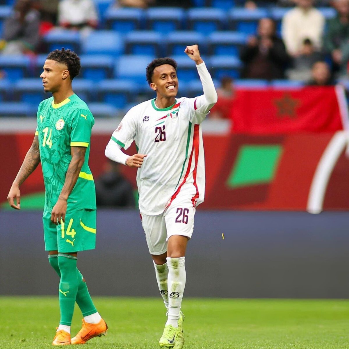 تسديدة لا تصد. 🎯 هدف رائع من عامر عبدالله هو الأفضل في اليوم الأول من دور الـ 16. 🇸🇩 #TotalEnergiesAFCON2025 | 1xBet MENA