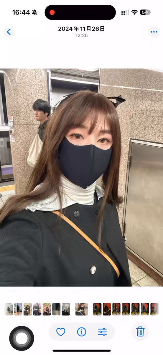 月中就要出发关西啦。已经迫不及待翻相册看看上一年的自己了，好耶✌🏻✌🏻