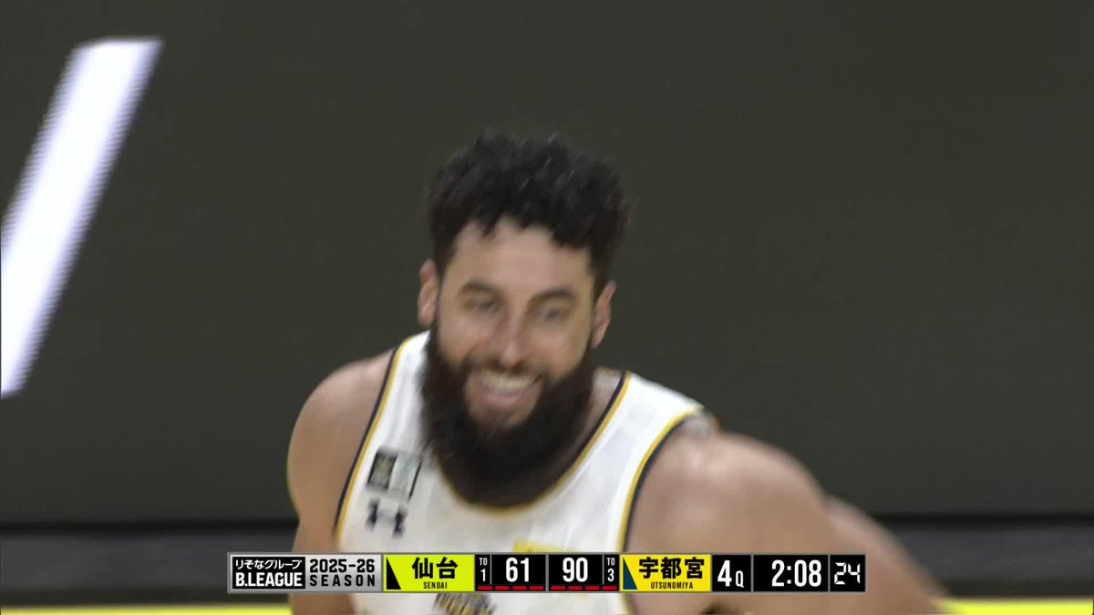 1/4(日) 試合終了 ブレックス 93 - 63 仙台 #6 比江島と#9 遠藤が3Pシュートを決めてリードを広げる。 #25 ニュービルがタフな3Pシュートを決め切ると、#7 小川も冷静に3Pシュートを決める。 #34 ジェレットがショットクロック、ギリギリで3Pシュートを決めると、最後までディフェンスの強度を全員で保ち、93-63で勝利し、昨日の悔しい敗戦の借りを返す! 2026年初勝利の後押しをありがとうございました! ▼LIVE配信 #Transcend #BREX
