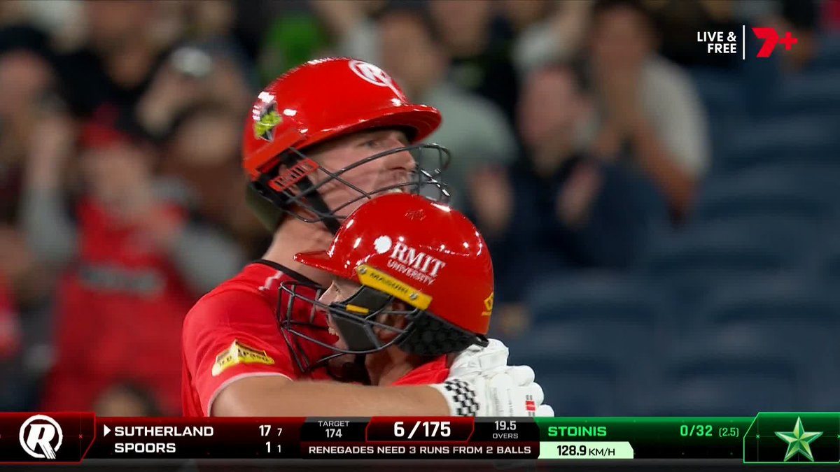 MELBOURNE. IS. RED ‼️ #BBL15