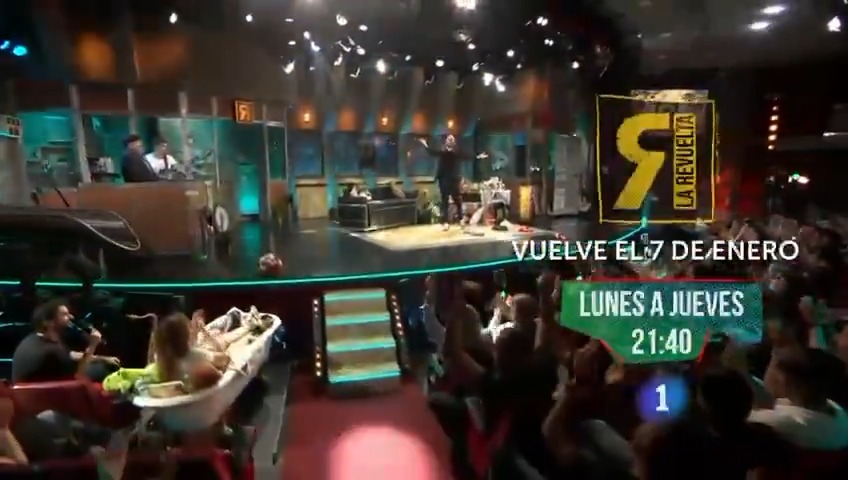 ❓ Pregunta tonta... Si un programa llamado 'La Revuelta' está de vuelta: ¿Tendría que llamarse 'LaReRevuelta'? 🥁 Vuelve La Revuelta este miércoles 7 de enero en La 1.