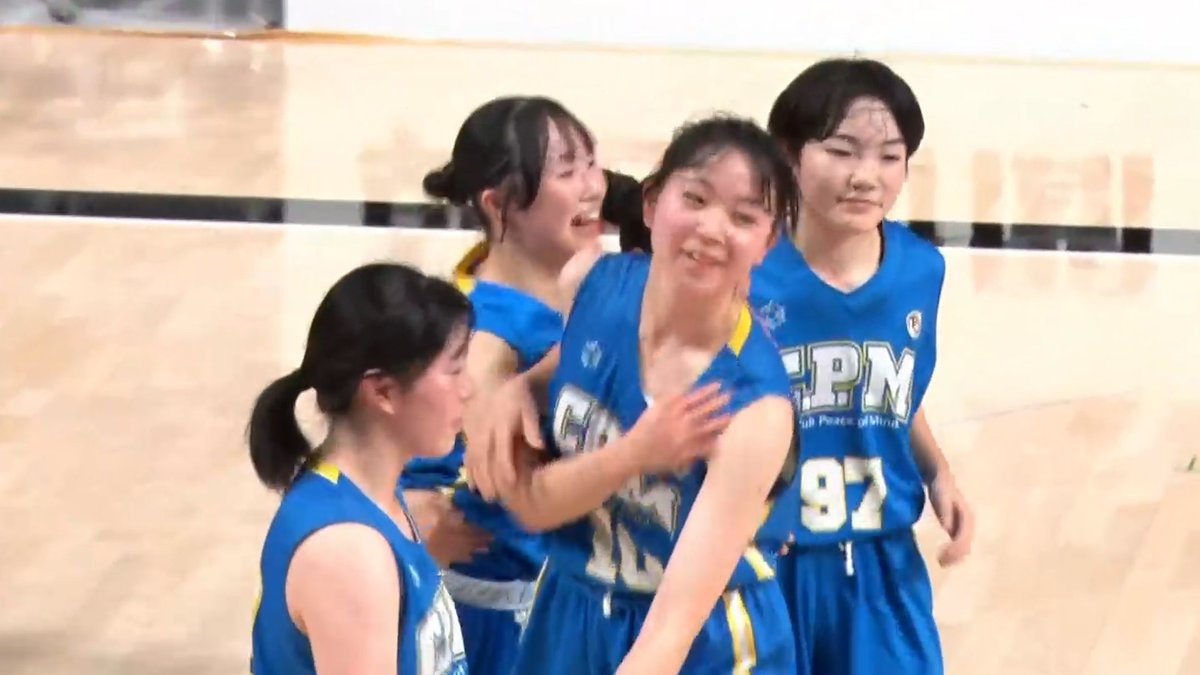 双子姉妹の活躍で #CPM(埼玉2) 激闘制す🙌 #三上紗和(#10)31得点 #三上紗季(#99)も12得点👏 熱戦を見逃し視聴✅ 【女子1回戦】 #岐阜DP(岐阜) 🆚 #CPM(埼玉2) ▶視聴 京王 Jr.ウインターカップ2025-26🏀 #バスケットLIVE 全試合配信中📡 #中学バスケ 日本バスケットボール協会(JBA)