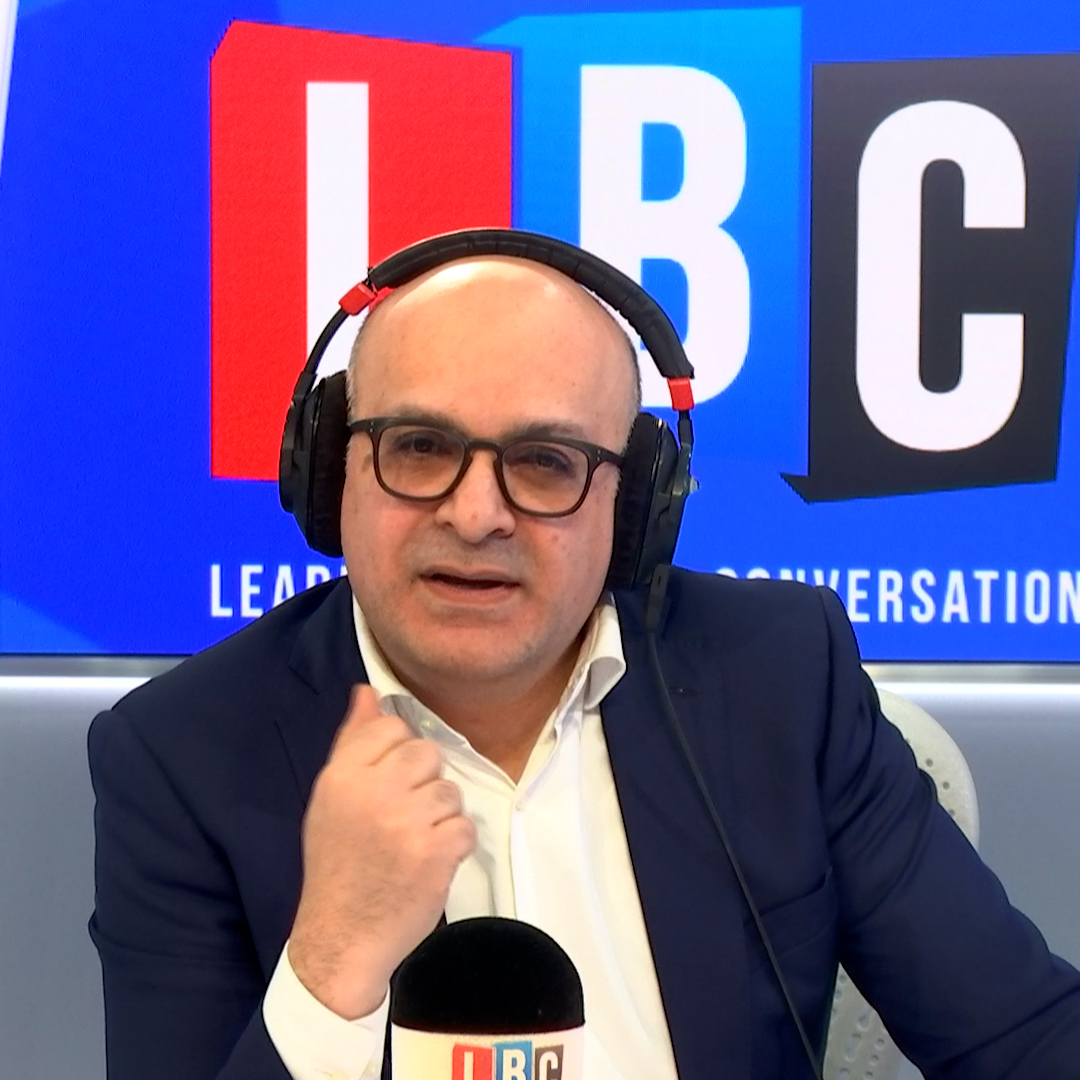 'On that basis, do you welcome Putin's invasion in the Donbas?' Caller Mariana, a Venezuelan lawyer, challenges Westerners condemning Maduro's capture while ignoring the country's history.