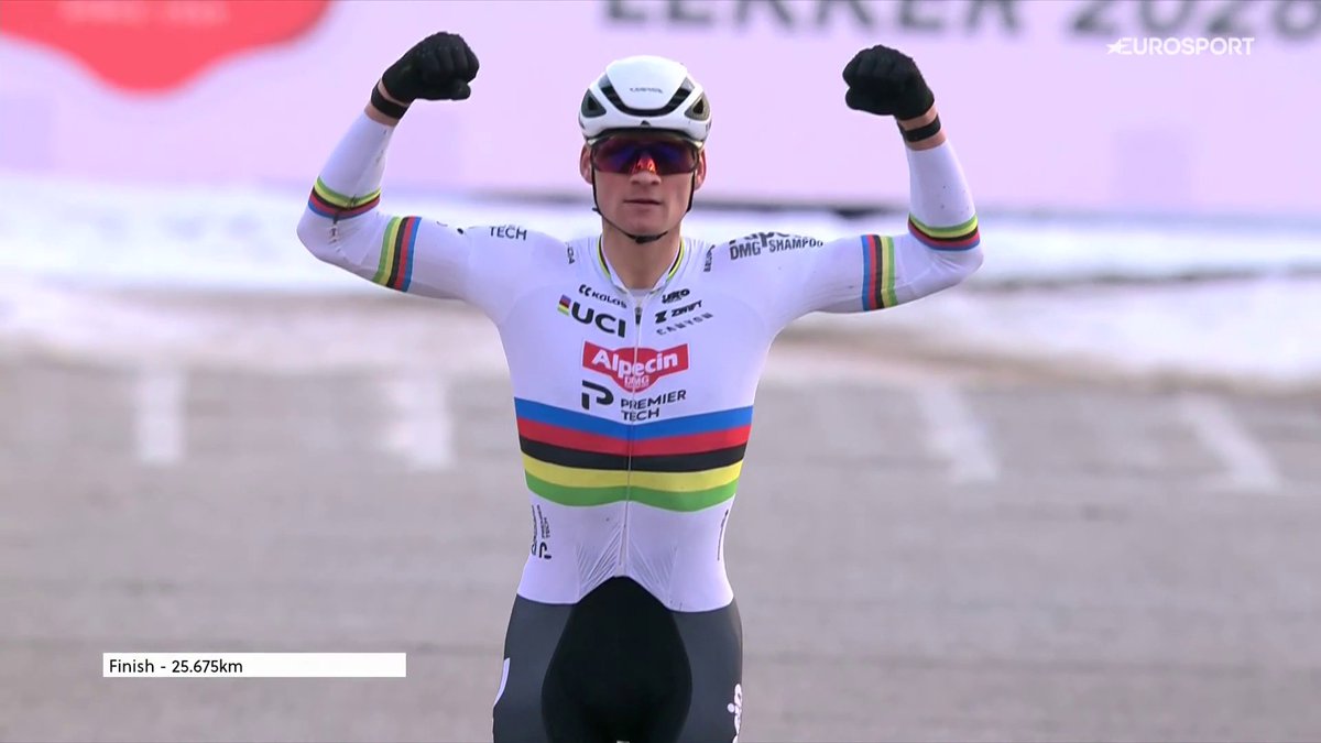 Cada vez más convencido de que si consigue otro arcoiris este invierno posiblemente estemos viendo las últimas carreras de Van der Poel en ciclocross. Superioridad apabullante y un dominio y un control que le sitúa muchos niveles por encima.