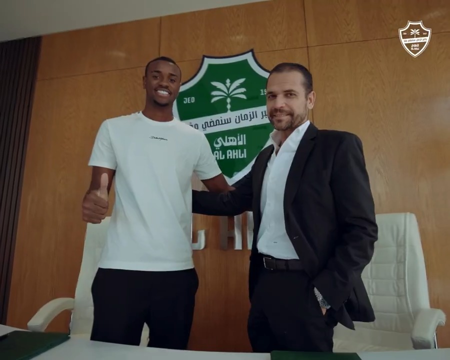 ريكاردو ماتياس هنا 🙌 الرحلة تبدأ الآن ✨ #الأهلي #ريكاردو_أهلاوي