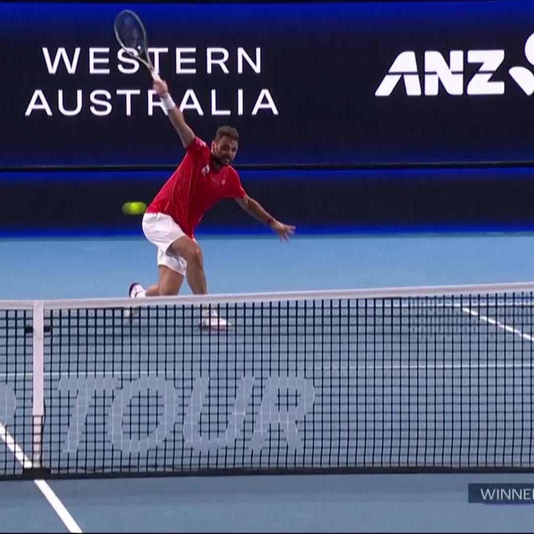 Wawrinka estuvo prendidisimo hoy vs Cobolli y nos dejó esta locura. A sus 40 años esta muy competitivo y se lo ve disfrutando. Que jugador, dios mío!