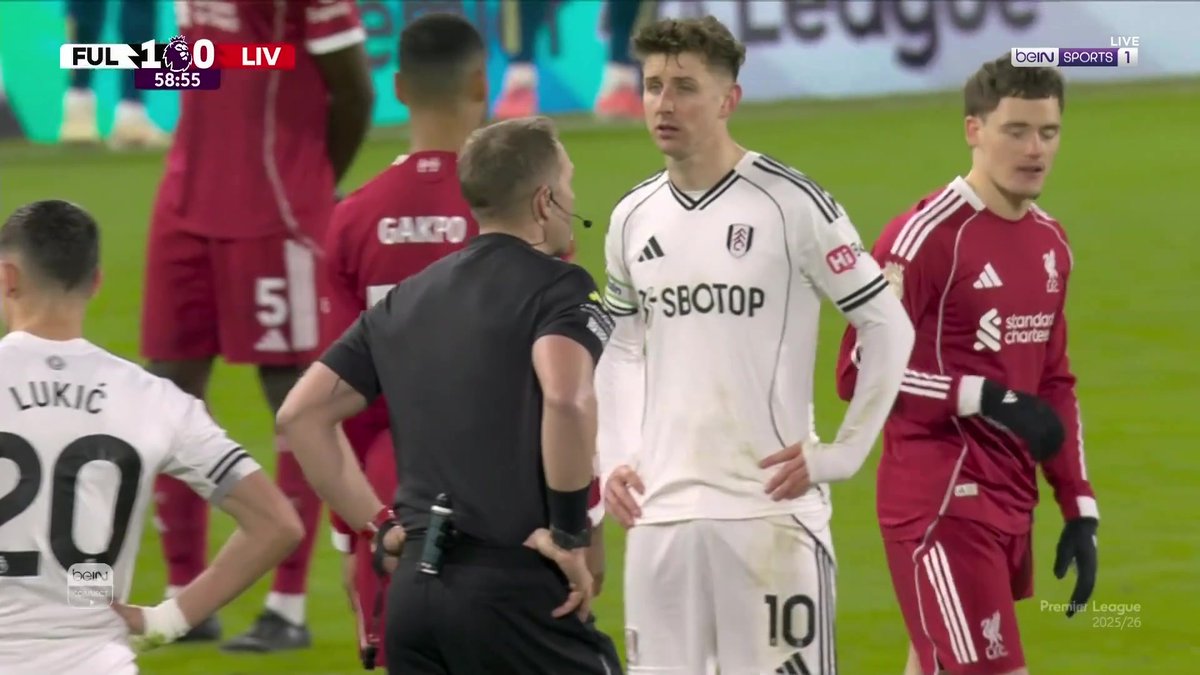 ليفربول يدرك التعادل بعد العودة إلى تقنية الـVAR! ⚽📺 قرار حاسم يعيد الريدز إلى أجواء المباراة! #الدوري_الإنجليزي_الممتاز