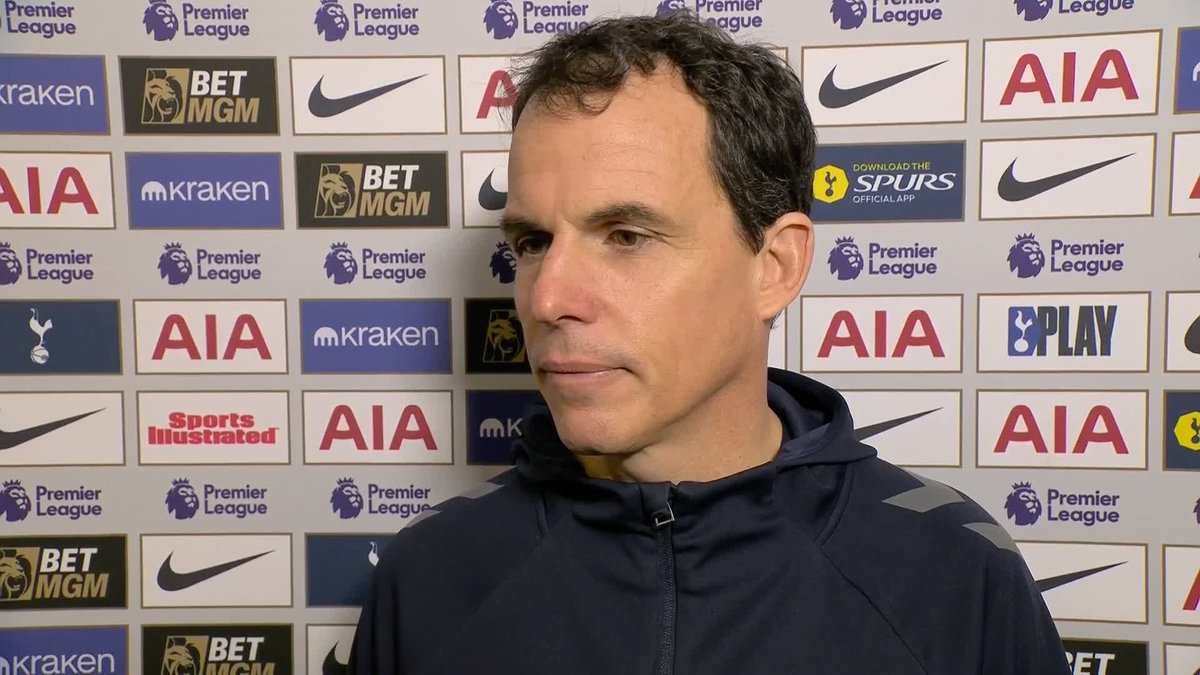 "The flow of the game wasn't what I expected" Regis Le Bris looks back on how more 'energy' changed the momentum of Sunderland's performance against Spurs and praises the second half performance of his side 💪