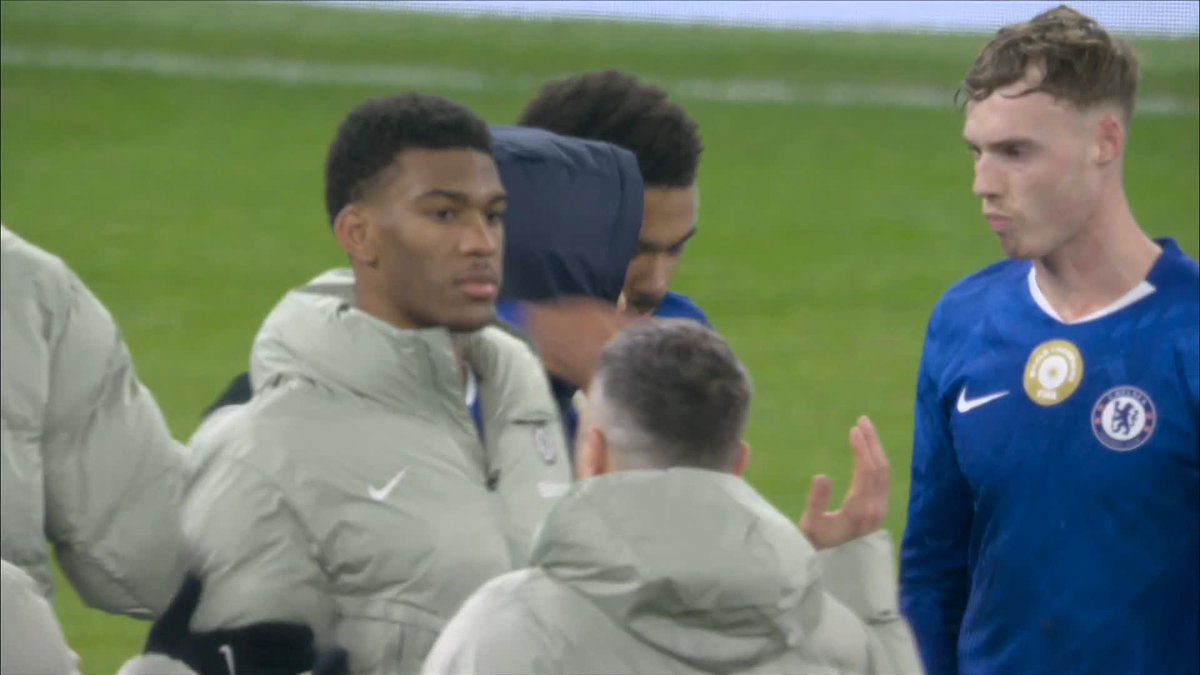 🗣️ "That will hurt for Pep" FULL-TIME scenes at the Etihad as Chelsea snatch a late point against Man City.
