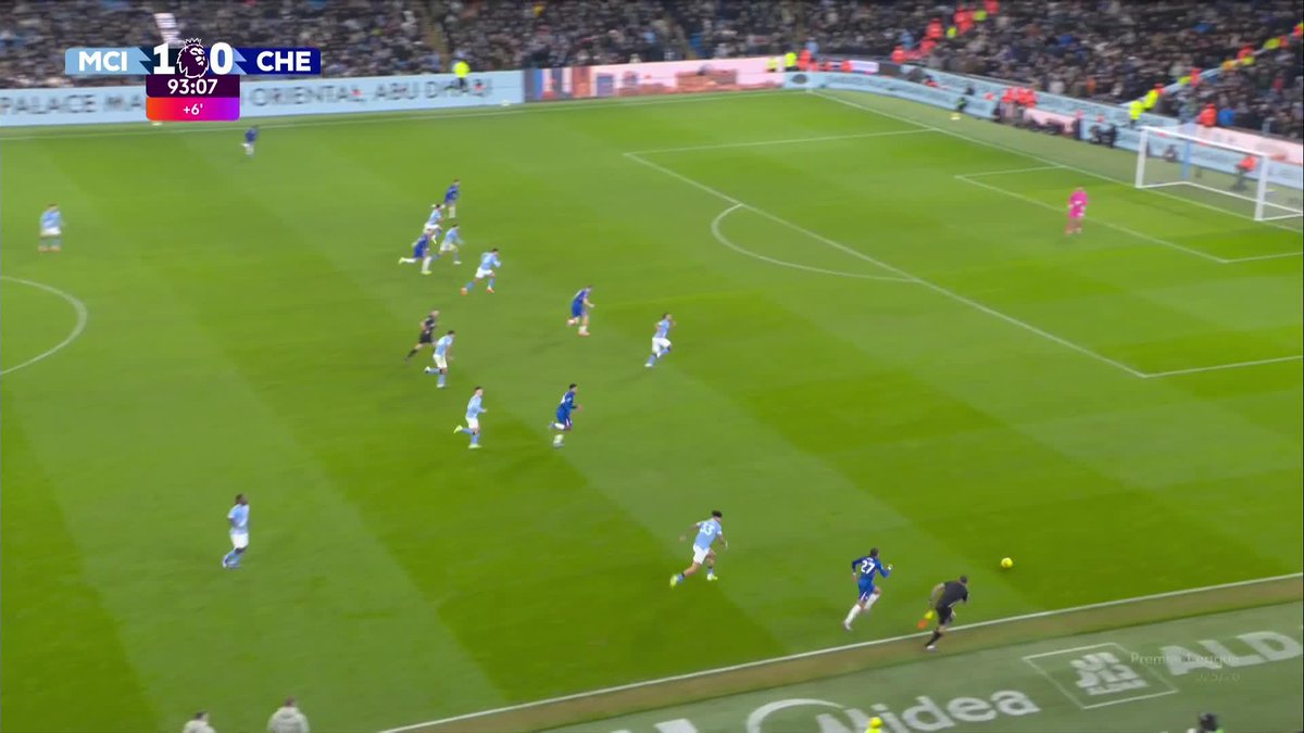 値千金の同点弾💥 ギュストから流れてきたボールを エンソ・フェルナンデス⚡️ シティのホーム戦6連勝を止める劇的同点弾! 🏆プレミアリーグ 第20節 マンチェスター・C v チェルシー 📺 #年末年始はプレミアリーグ