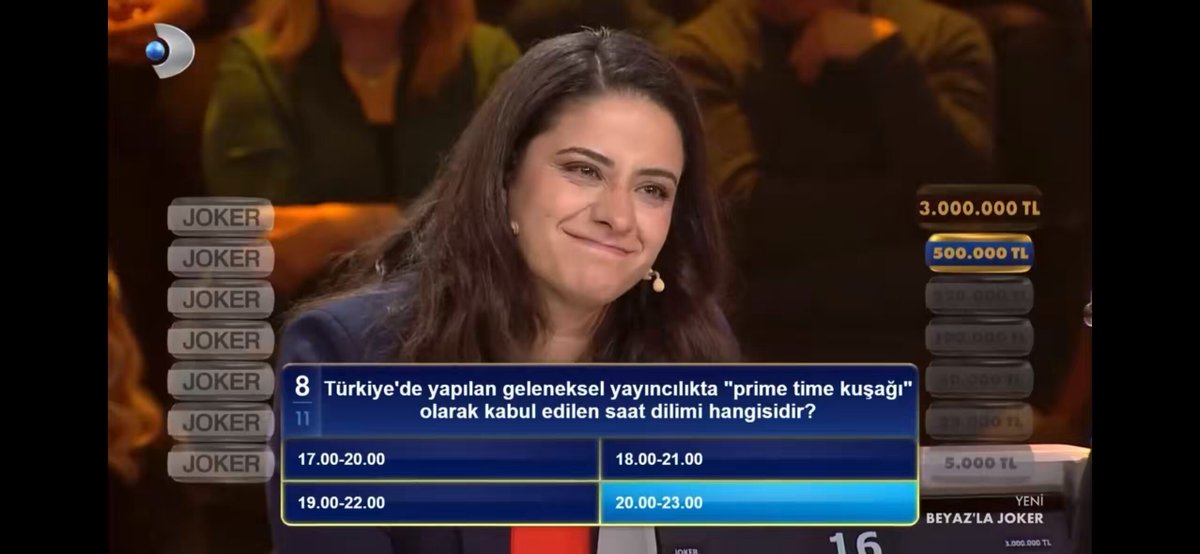 Beyazıt Öztürk: "Biz geceye kaçta başlayacağımızı bile bilmezdik. 25 sene boyunca kaçta başlayacağımı hiç bilmedim arkadaşlar. Bazen 12’de, bazen 11’de, bazen de gece 2’de Beyaz Show’a başlardık."