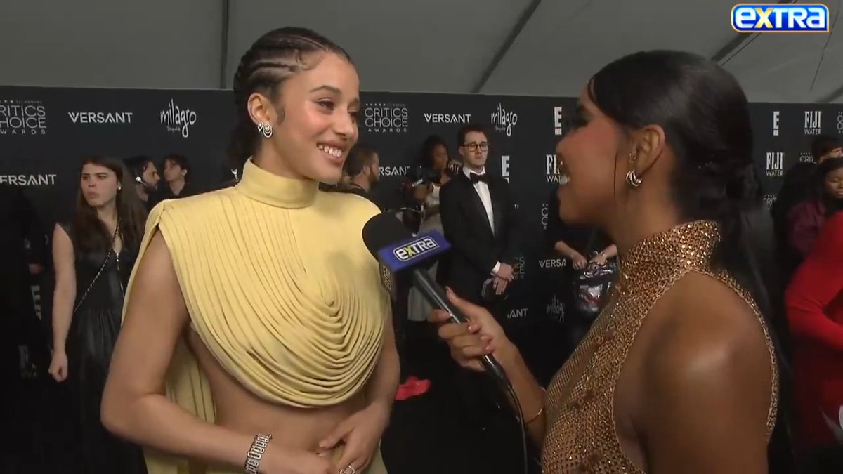 chase infiniti’s interview at the #criticschoiceawards 💛