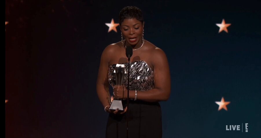 Janelle James just won her first Critics' Choice award ever, and her speech was perfect lol "The best thing about being nominated 4 times is I finally realized they're never gonna feed us at this thing. It's gonna be grapes and ice cream every year, but this makes up for it!"