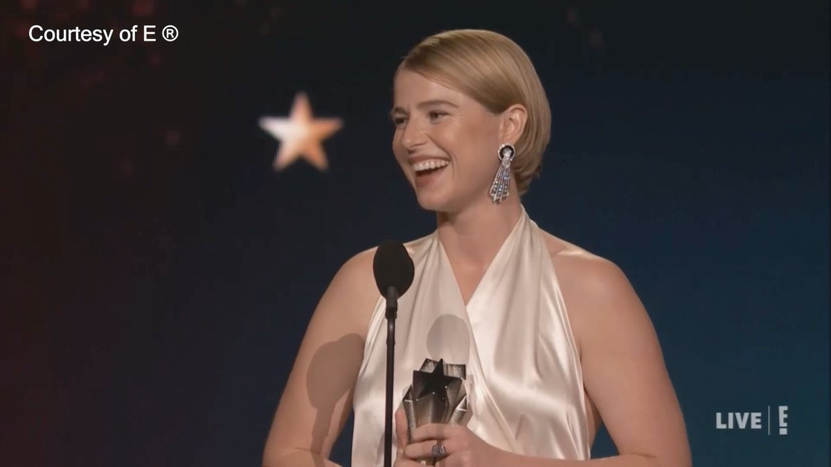 Jessie Buckley raves about Paul Mescal during her Best Actress speech at the Critics Choice Awards: โI bloody love you, man, and I know loads of other women do in this room too, but tough shโ!โ