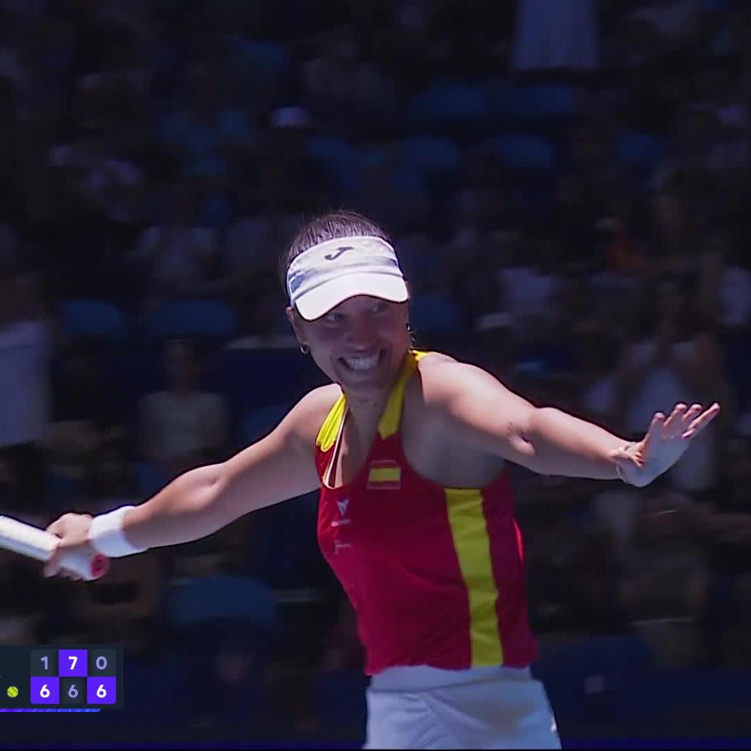 First Top 5 Win 🤩 Jessica Bouzas Maneiro powers past Gauff 6-1 6-7 6-0 in Perth! #UnitedCup