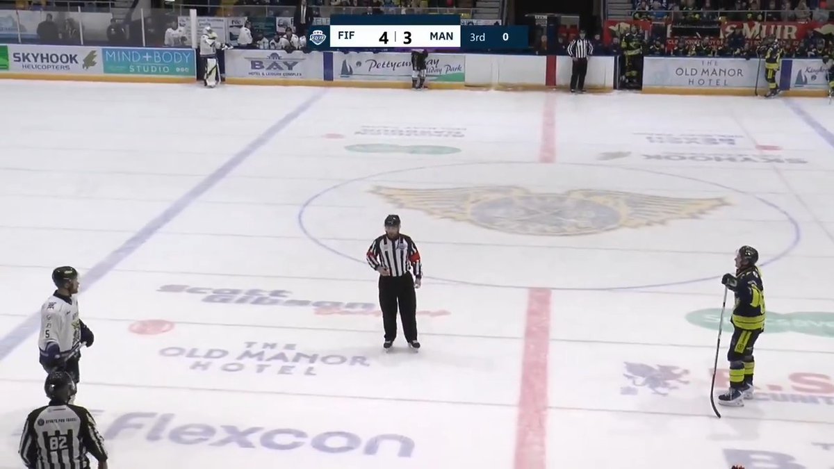 ⏰Buzzer beater! | #EIHL Manchester Storm | #TakeShelter tied the game with 0.4 seconds left on the clock. 🎤 Of all the games to be testing ref mics 😁