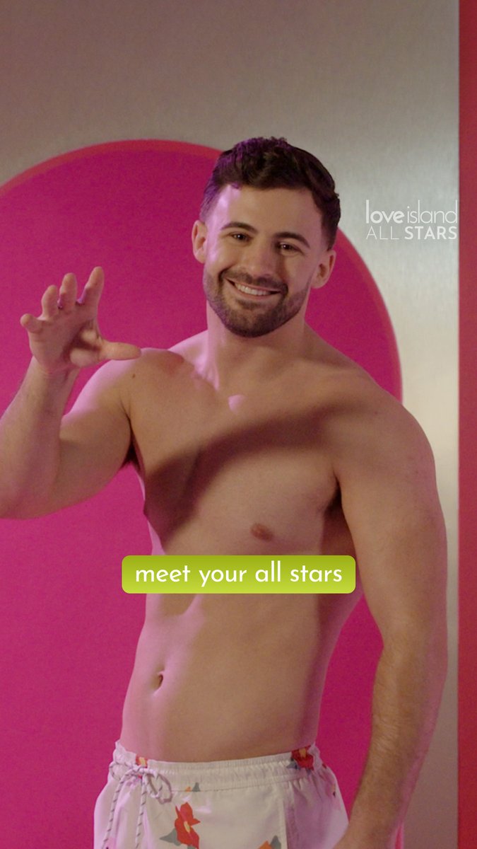 All Stars looks good on them ๐ #LoveIsland #AllStars