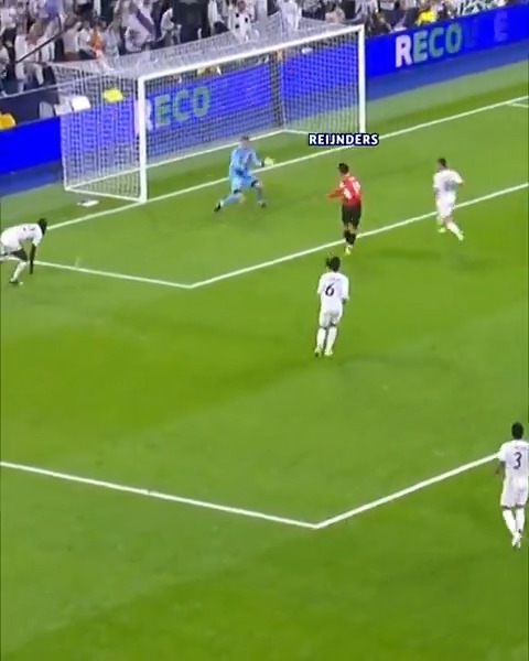 Reijnders x Leão 🔗 #UCL