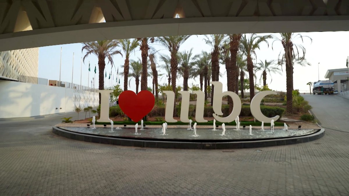 هل أنت خريج سعودي طموح؟ ✨ ابدأ مسيرتك المهنية من الصفر مع المجموعة الإعلامية الرائدة MBC 🎬📺 انضم إلى برنامج الخريجين المدفوع بدوام كامل واكتسب خبرة حقيقية في بيئة إعلامية احترافية. 📩 أرسل سيرتك الذاتية الآن إلى: SaudiGraduates@MBC.net 🚀 مستقبلك يبدأ من هنا #مجموعة_MBC Are you an ambitious Saudi graduate? ✨ Start your professional career from the ground up with the leading media group MBC 🎬📺 Join our paid, full-time Saudi Graduate Program and gain hands-on experience in a dynamic media environment. 📩 Send your CV now to: SaudiGraduates@MBC.net 🚀 Your future starts here #MBCGroup