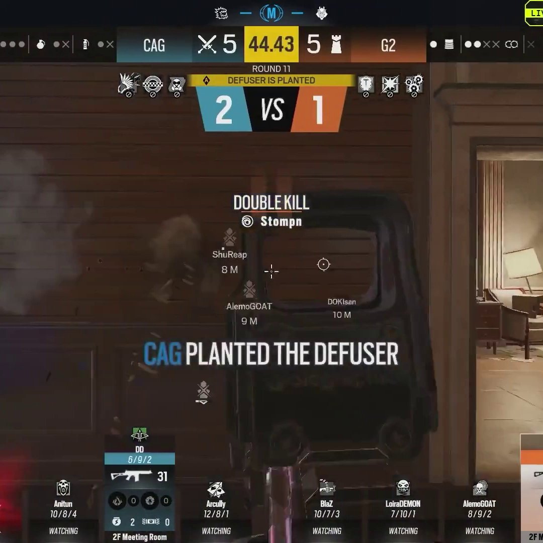 Le genre de clutchs que vous pourrez voir au Six Invitational en février à Paris 🥶😏 🎥 G2 Stompn pendant le Major de Munich 🎙️ Fio' &amp; Léo 'FuturFax' Mallet