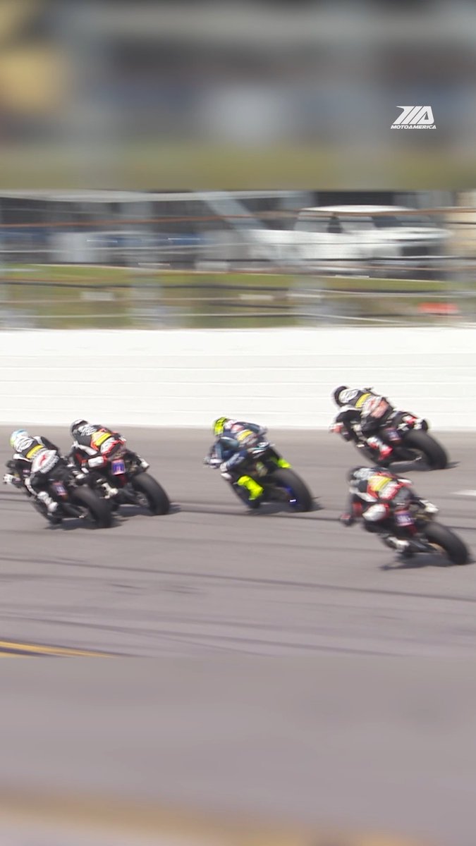 .@Daytona is closing in fast, just like Jake Lewis blasting from 5th to the lead! 🏁 We’re only 2 months out. Get your tickets today at 🎟️ #superhooligan #motorsports #motorcycle #racing #daytona